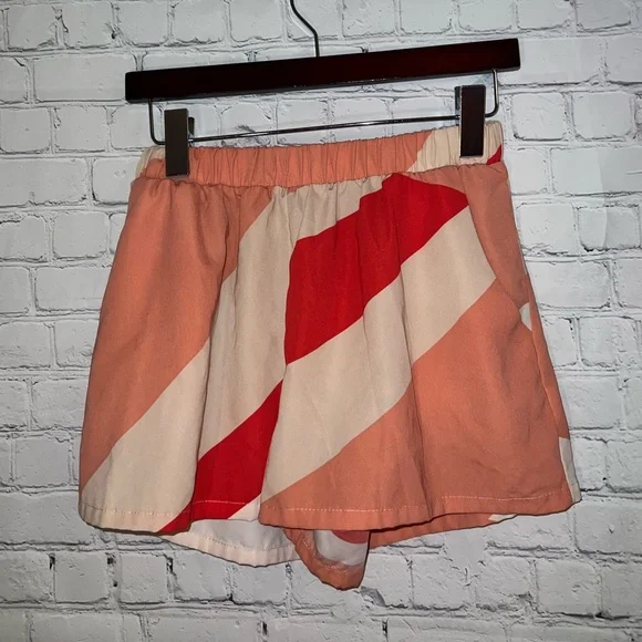 Tyche Cream, Orange & Red High Waist shorts size S - Picture 2 of 7